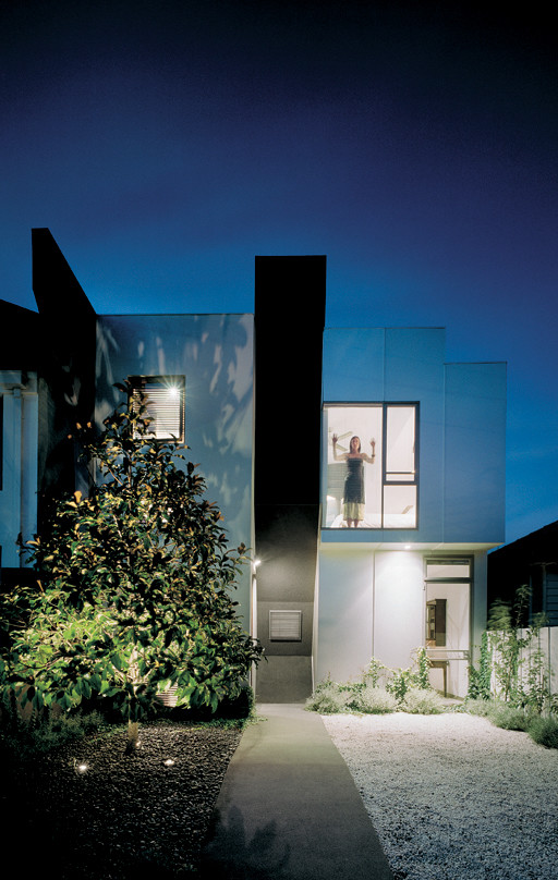 Photo of a contemporary exterior in Melbourne.