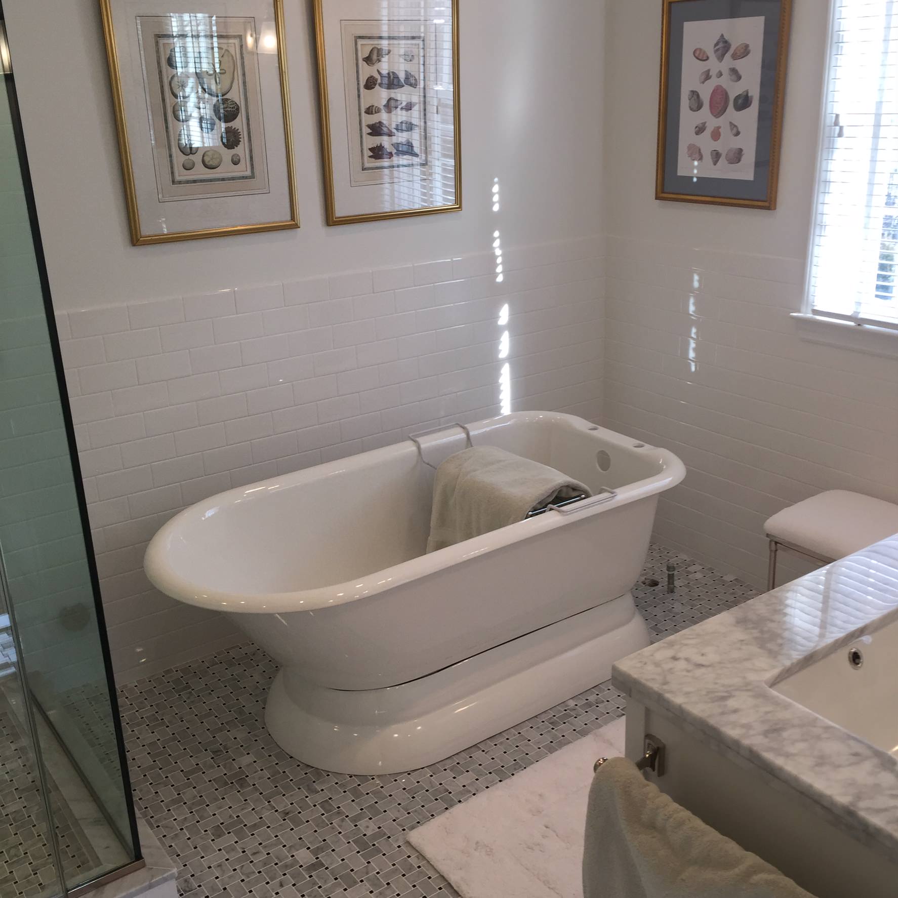 Mrs.Muhr master bathroom