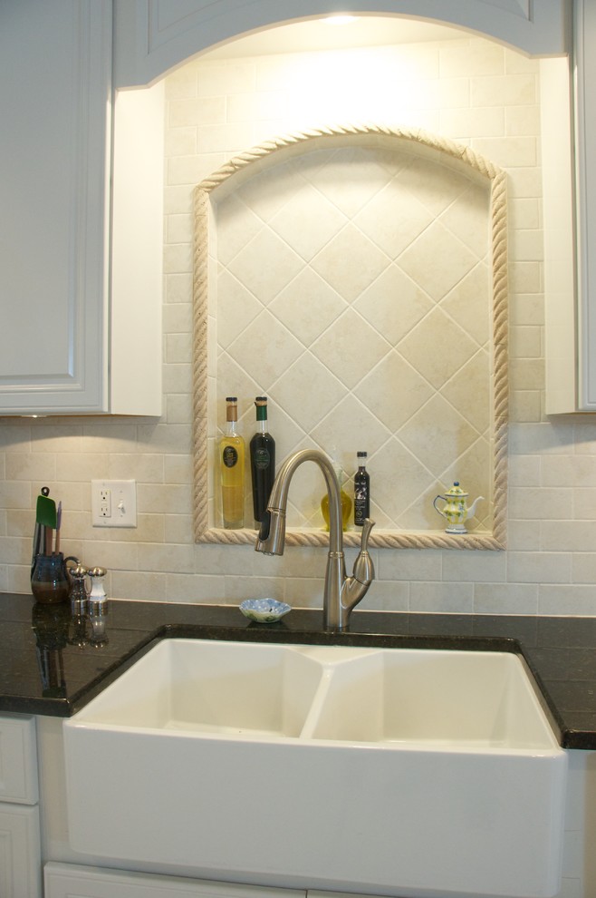 Williamsburg Townhome  White Kitchen