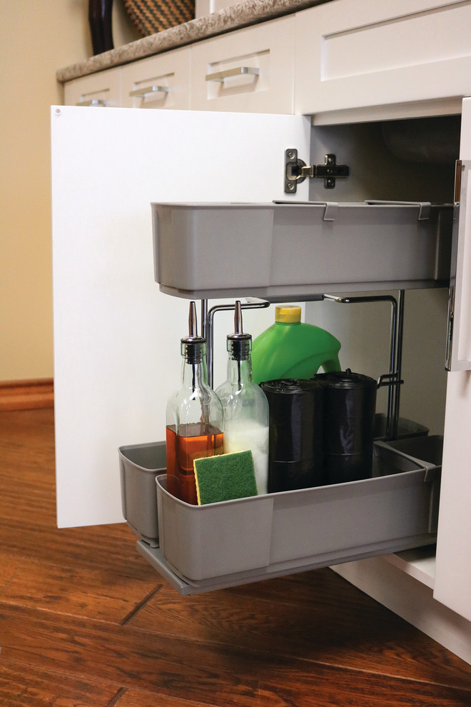 Kitchen - kitchen idea in Seattle