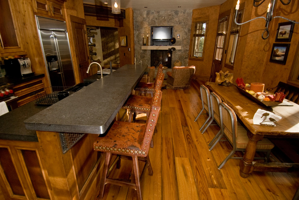 Inspiration for a country kitchen in Salt Lake City.