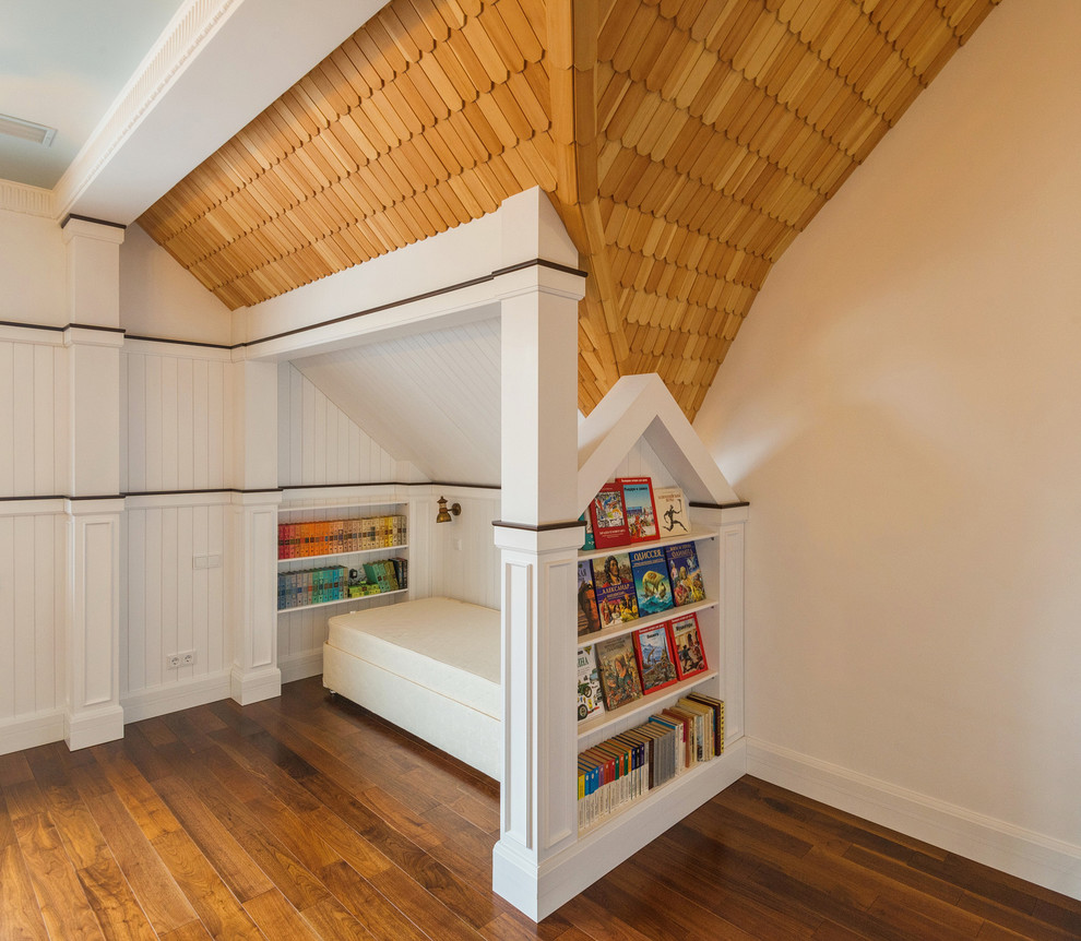 Мебель предметы интерьера в загородном доме.