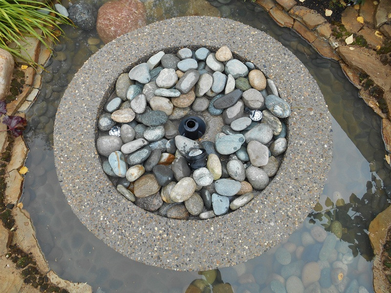 Мини-фонтан на даче