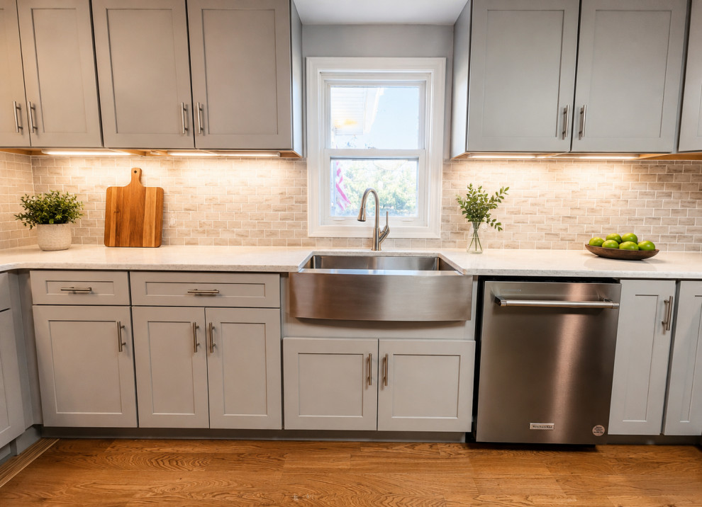 Jackson / Grey Catalina Shaker Kitchen