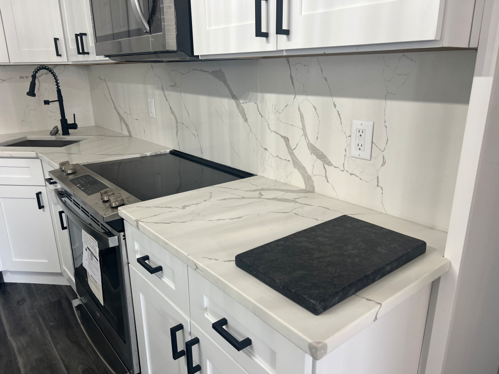 Kitchen - kitchen idea in Cincinnati