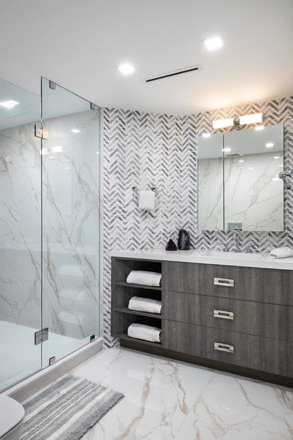 Bal Harbour Residence contemporary-bathroom