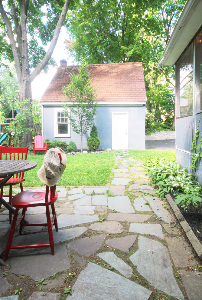 Patio - farmhouse patio idea in New York
