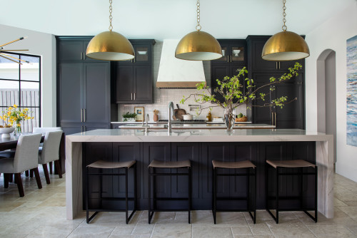 transitional kitchen 