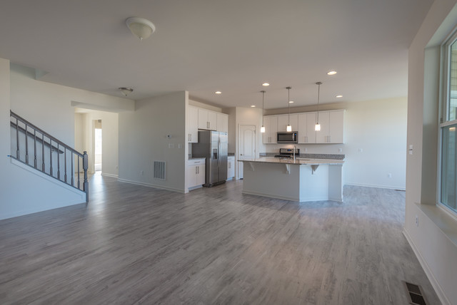 Beazer Homes modern-wohnzimmer