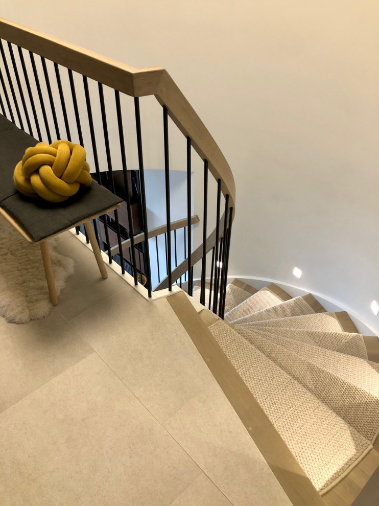 Minimalist home design photo in DC Metro