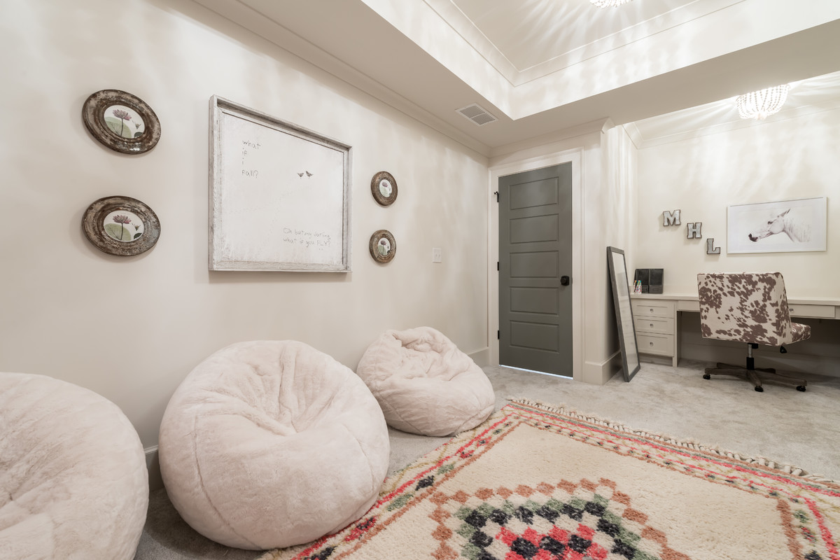 Home design - modern home design idea in Atlanta