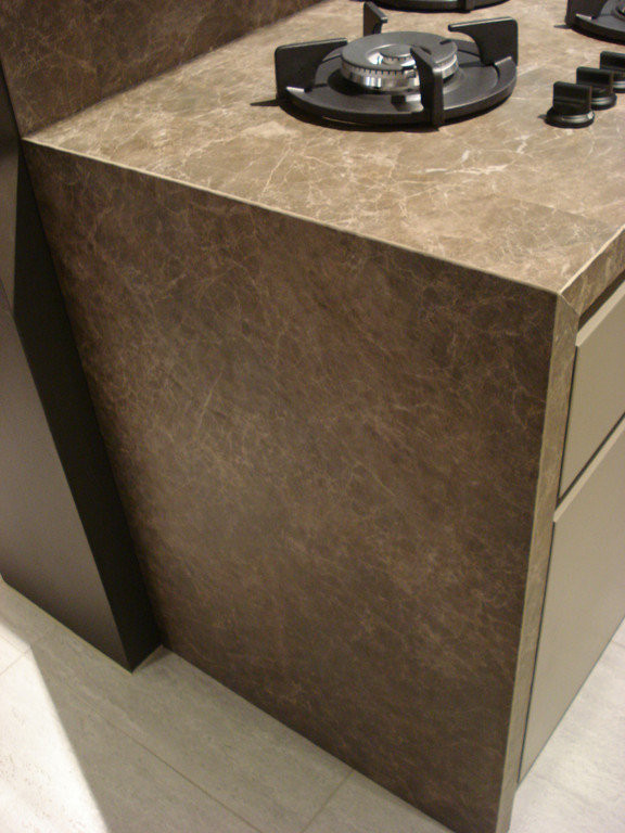 Столешницы из керамогранита клееные