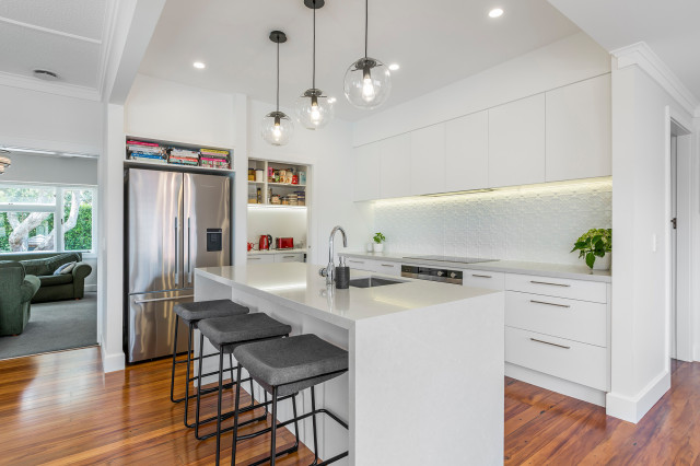 Light & Bright moderne-koekken