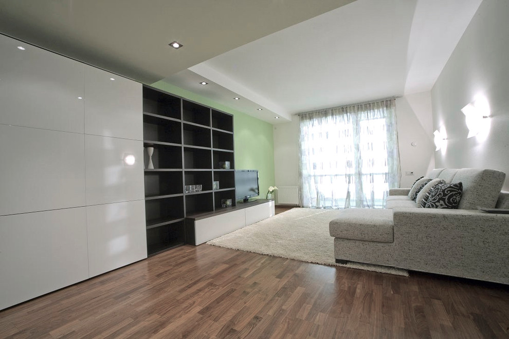 Трёхкомнатная из четырёхкомнатной.