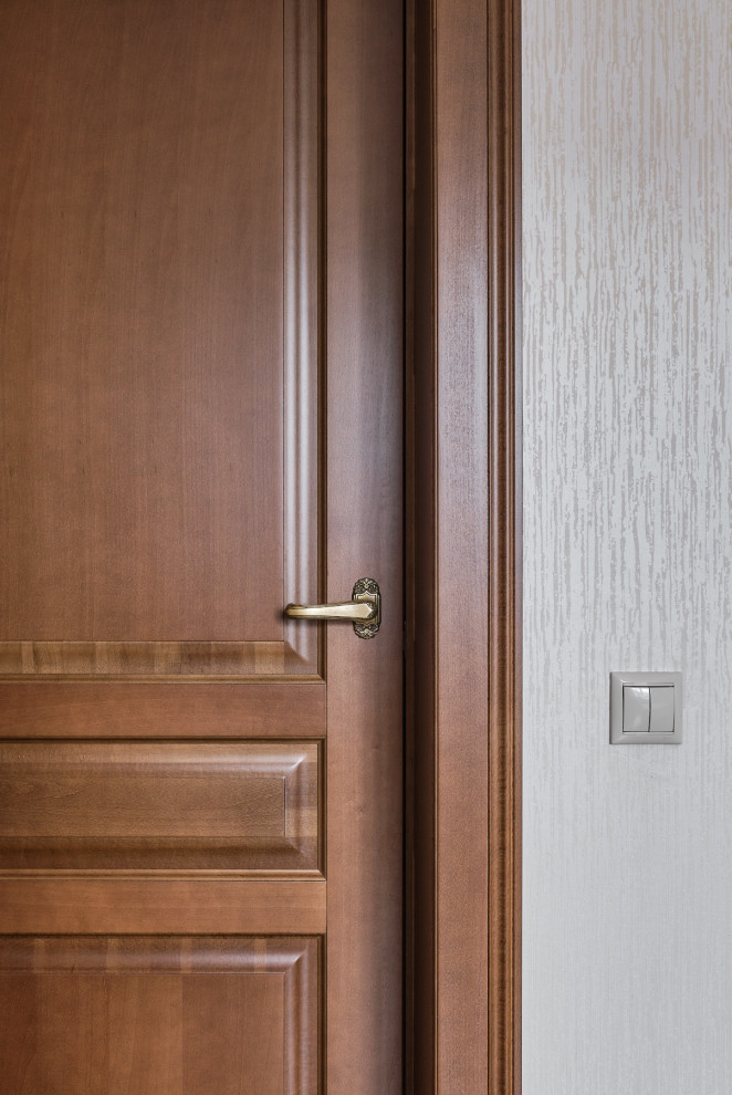 Модели Стимул и Премьер в отделке Ольха Орех