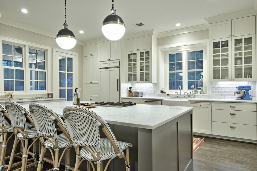 Transitional kitchen photo in Austin