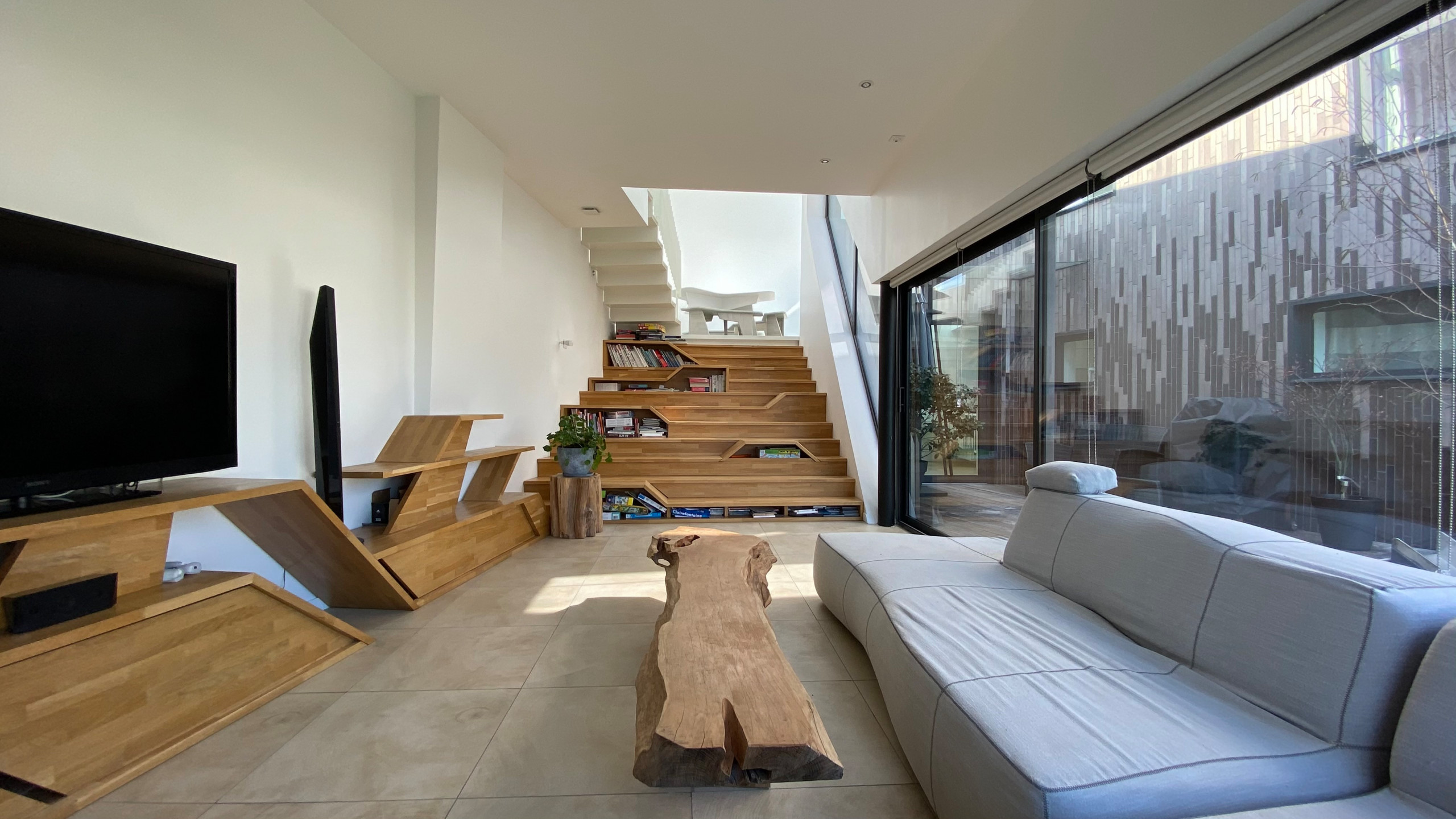 Construction d'une maison et mobilier sur-mesure