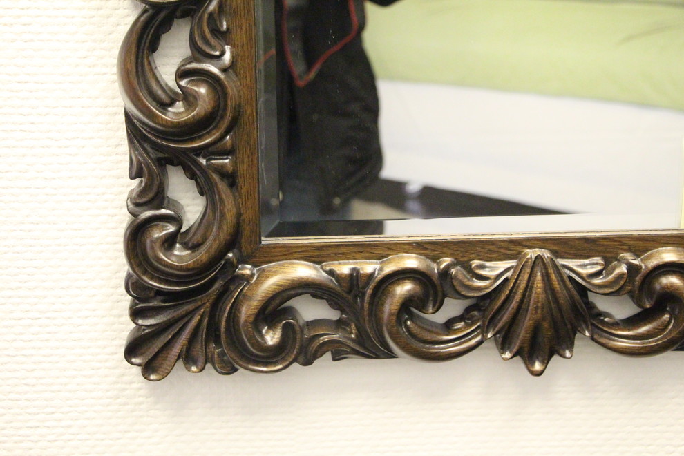 Зеркала в раме