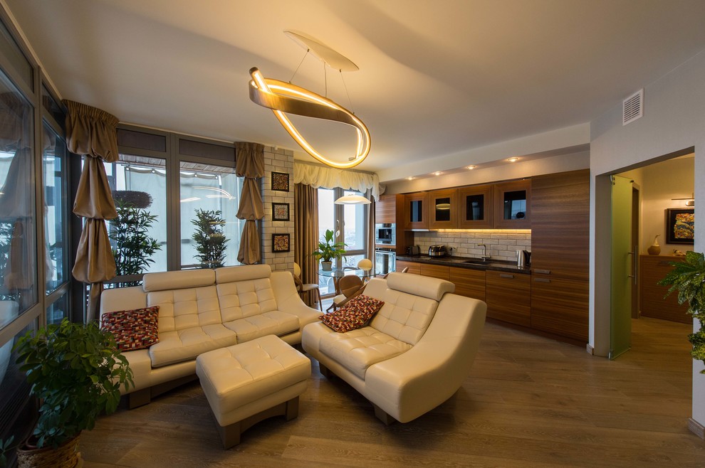 Вместо кисти - идеи, вместо красок - эмали