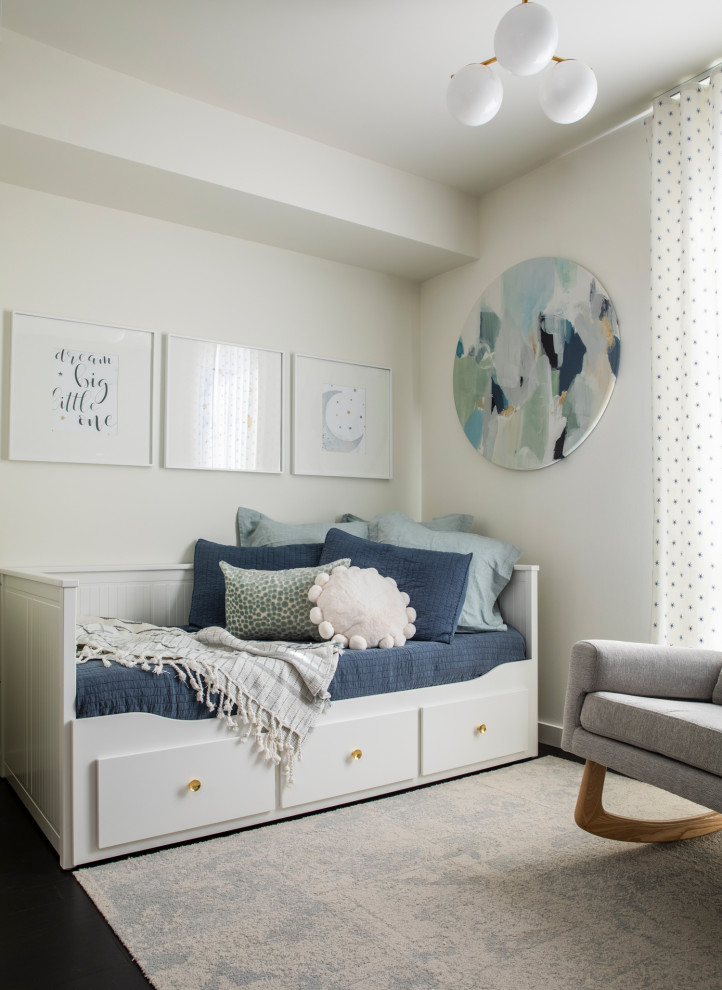 This is an example of a contemporary kids' bedroom in San Francisco.
