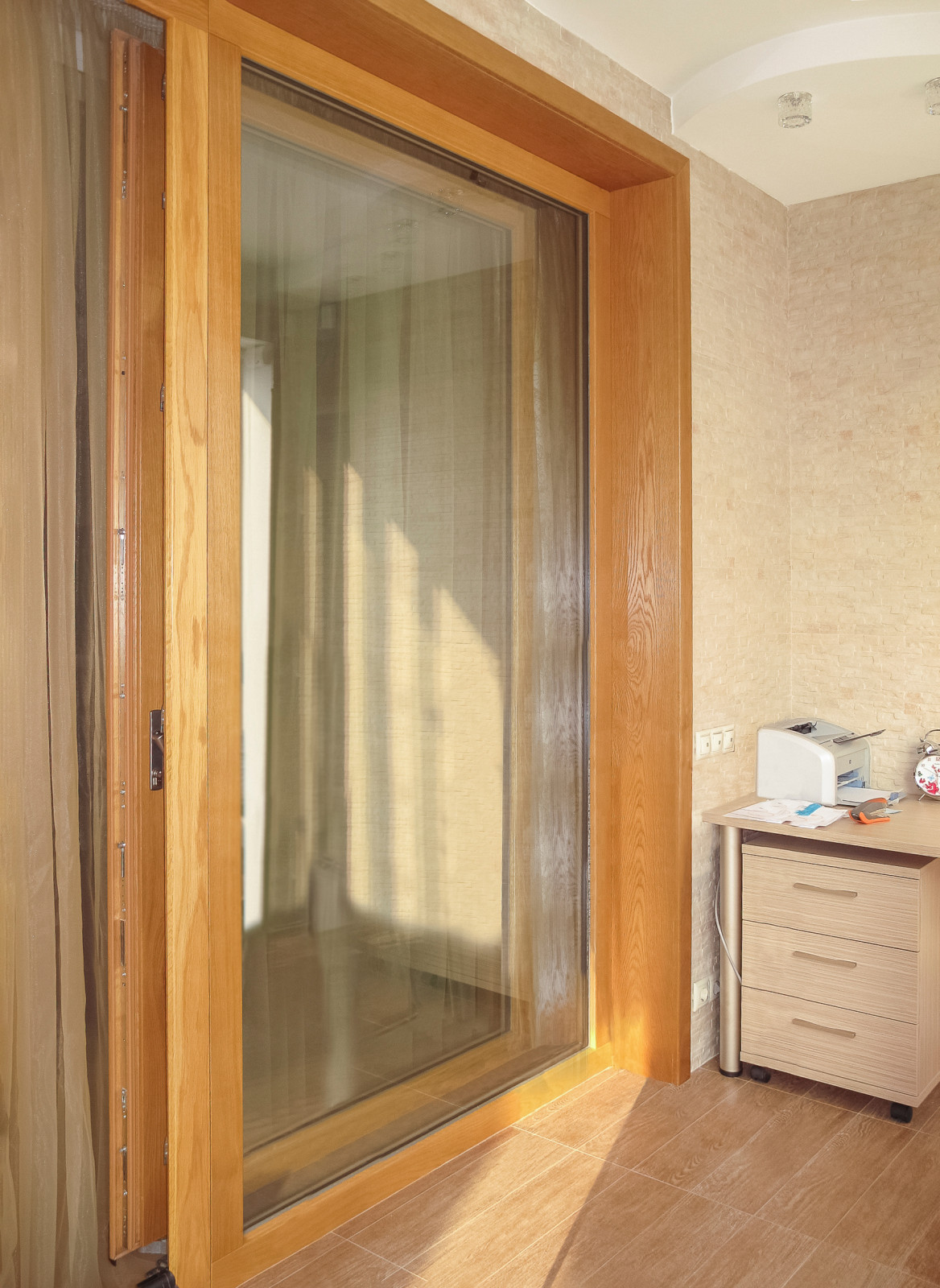 Два портала PSK и окна из лиственницы в квартиру