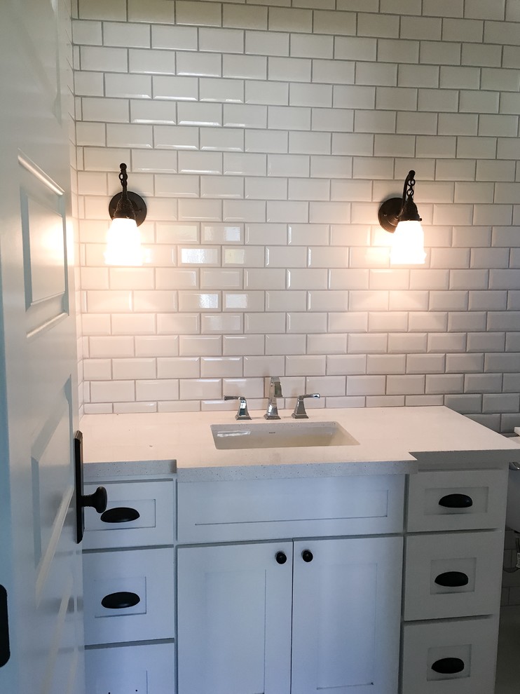 Inspiration for a transitional bathroom remodel in Phoenix
