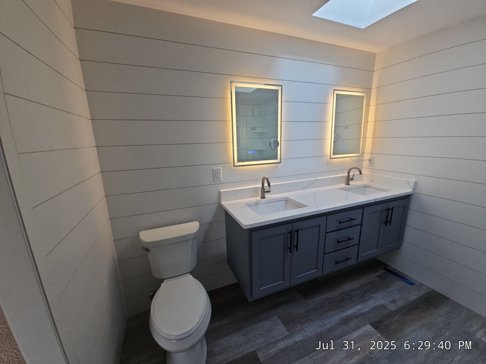 Shuppe Troy Bathroom