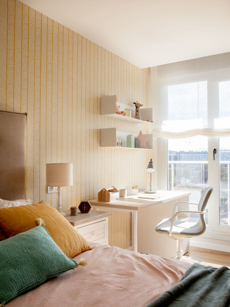 Photo of a transitional kids' room in Bilbao.