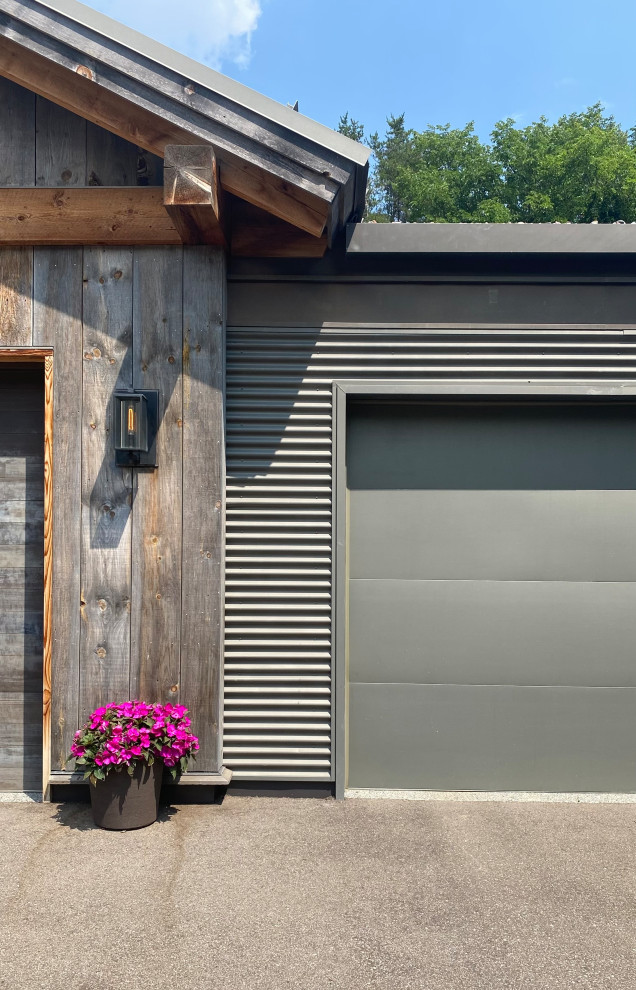 This is an example of a rustic double garage in Minneapolis.