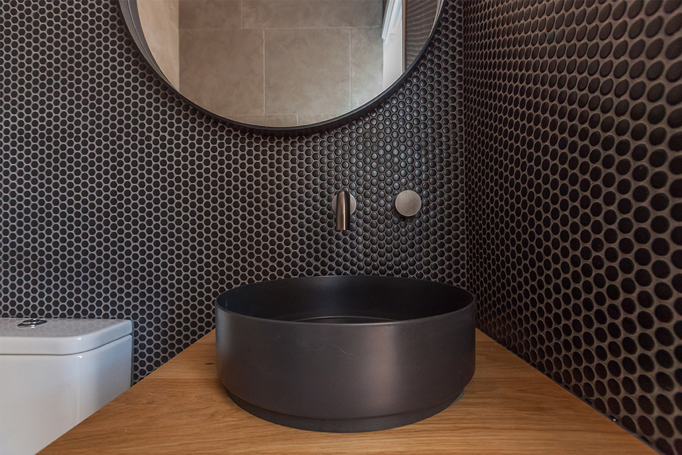 Contemporary bathroom in Gold Coast - Tweed.