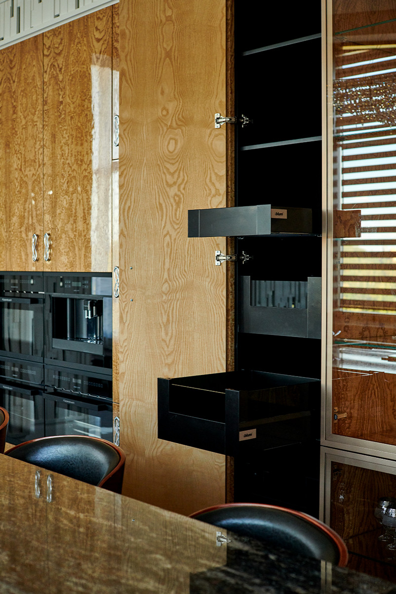 Эксклюзивная кухня 302