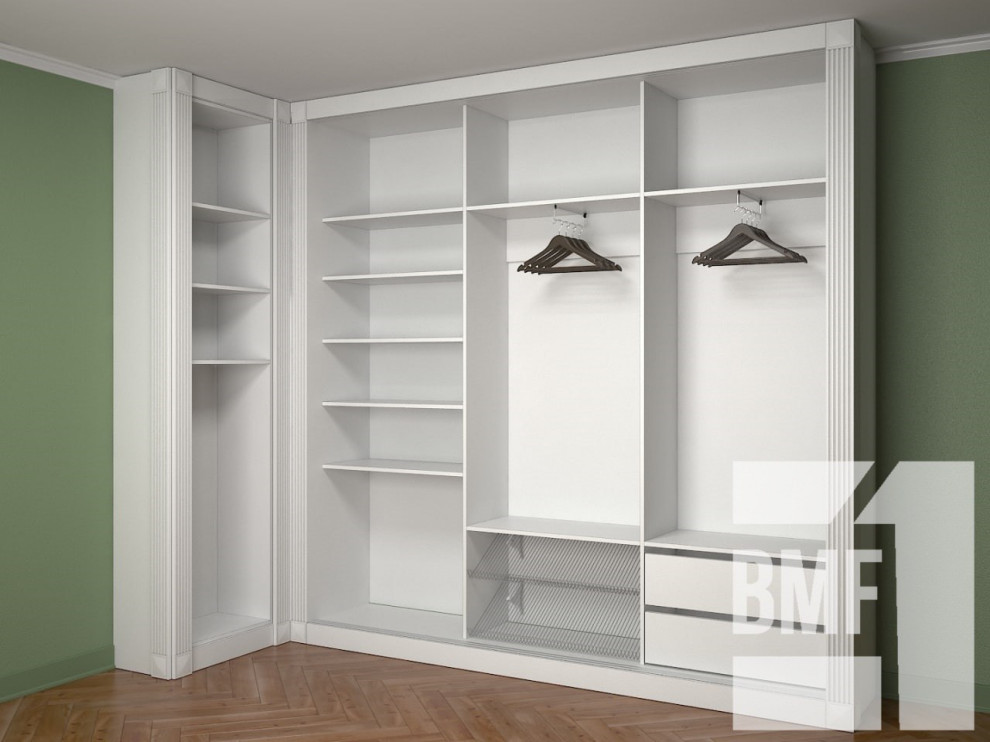 Зеркальный шкаф с распашными дверьми