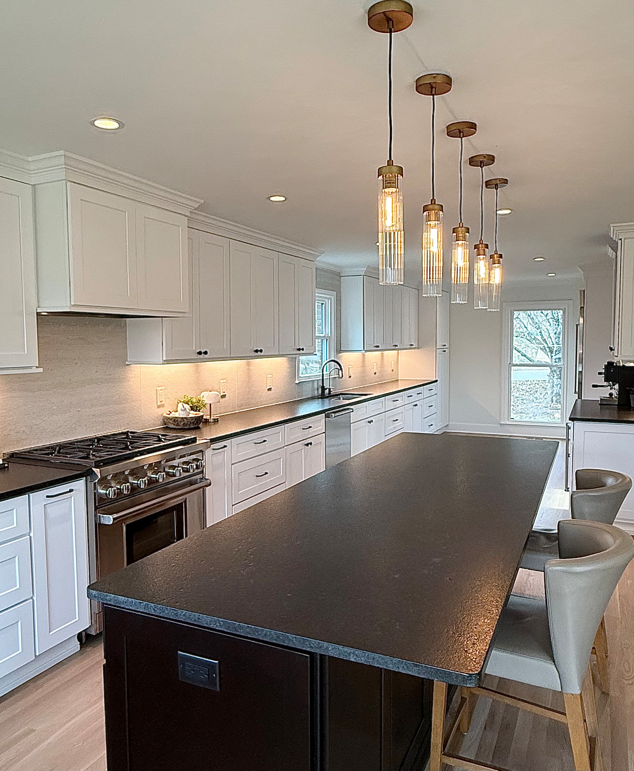 Franklin Complete Kitchen and LR Reno