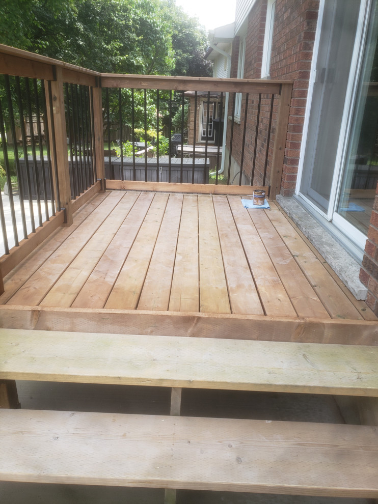 Small Deck Install (Kitchener)