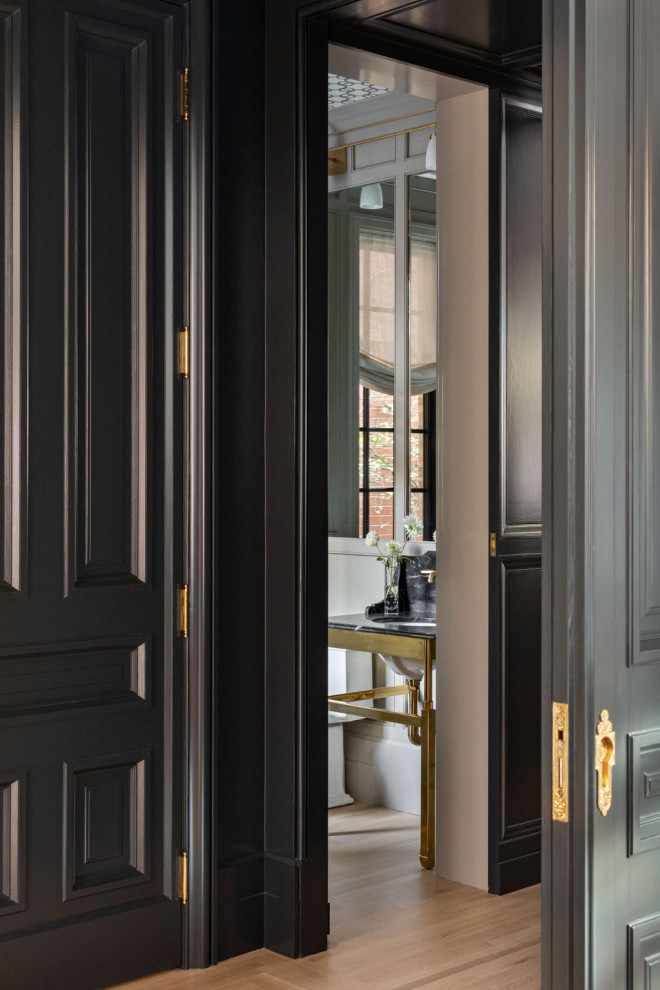 Inspiration for a transitional home design remodel in Chicago