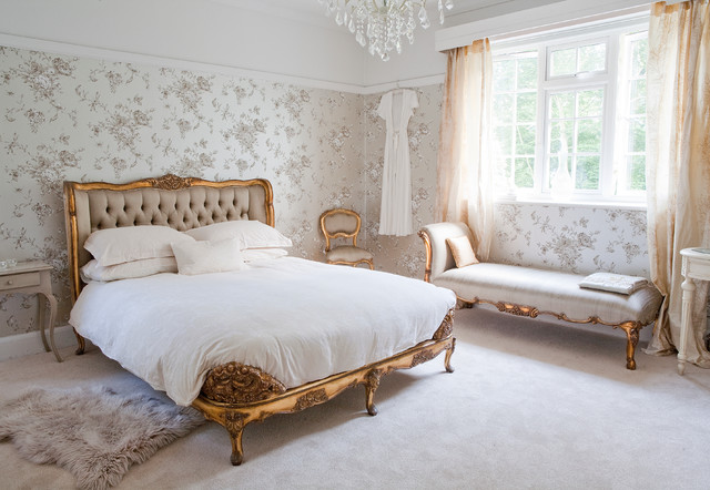 Versailles Luxury Upholstered Bed In Silk And Shabby Chic