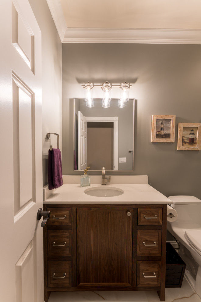 Indian Lake Walnut Bathrooms