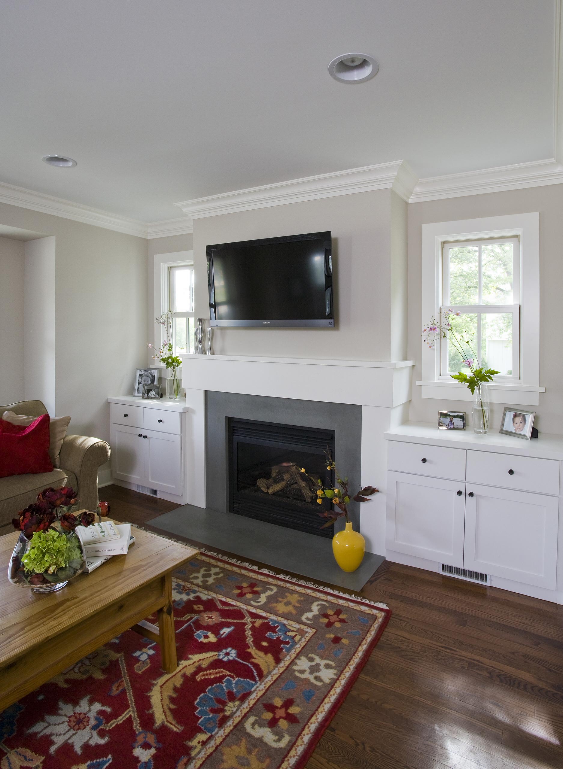 Family Room Fireplace & Built Ins