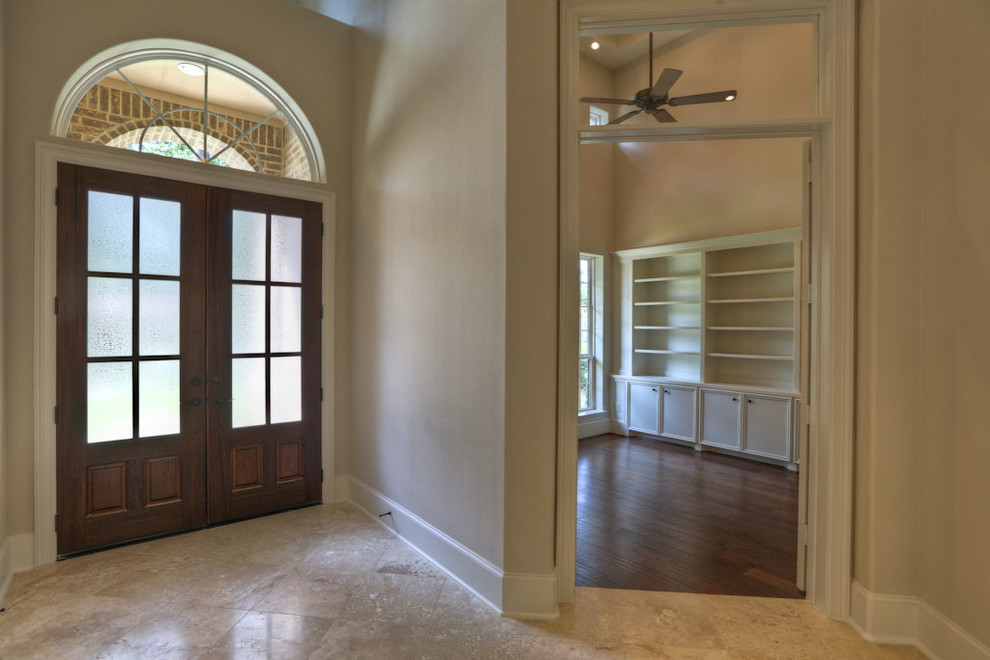 Entryway - transitional entryway idea in Houston