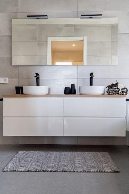 PCB - Cuarto de ba&ntilde;o contemporaneo-stanza-da-bagno