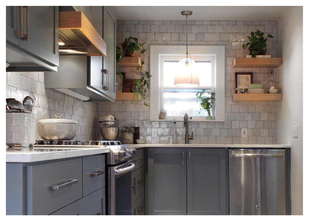 Inspiration for a small transitional l-shaped separate kitchen in Kansas City with an undermount sink, shaker cabinets, green cabinets, quartz benchtops, white splashback, ceramic splashback, stainless steel appliances, light hardwood floors, no island, beige floor and white benchtop.