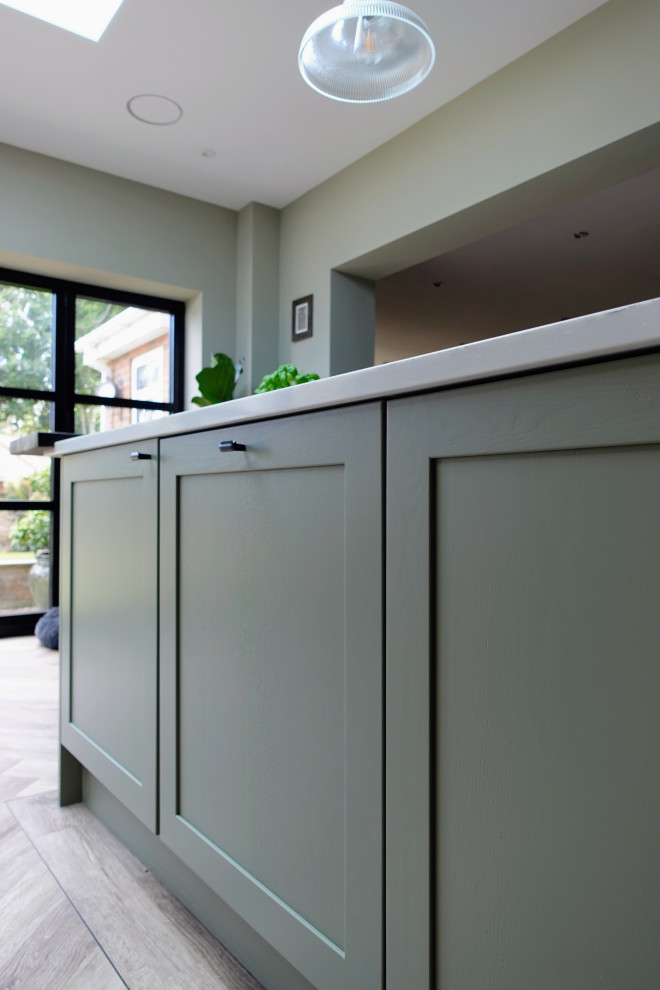 The Bilton Kitchen III - Thornham - RRP £35,550 - Luxe Price £28,350