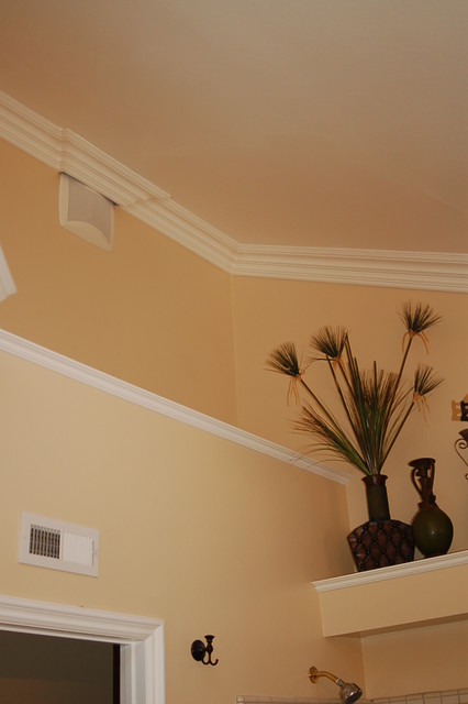 Crazy Crowned ceilings traditional-living-room