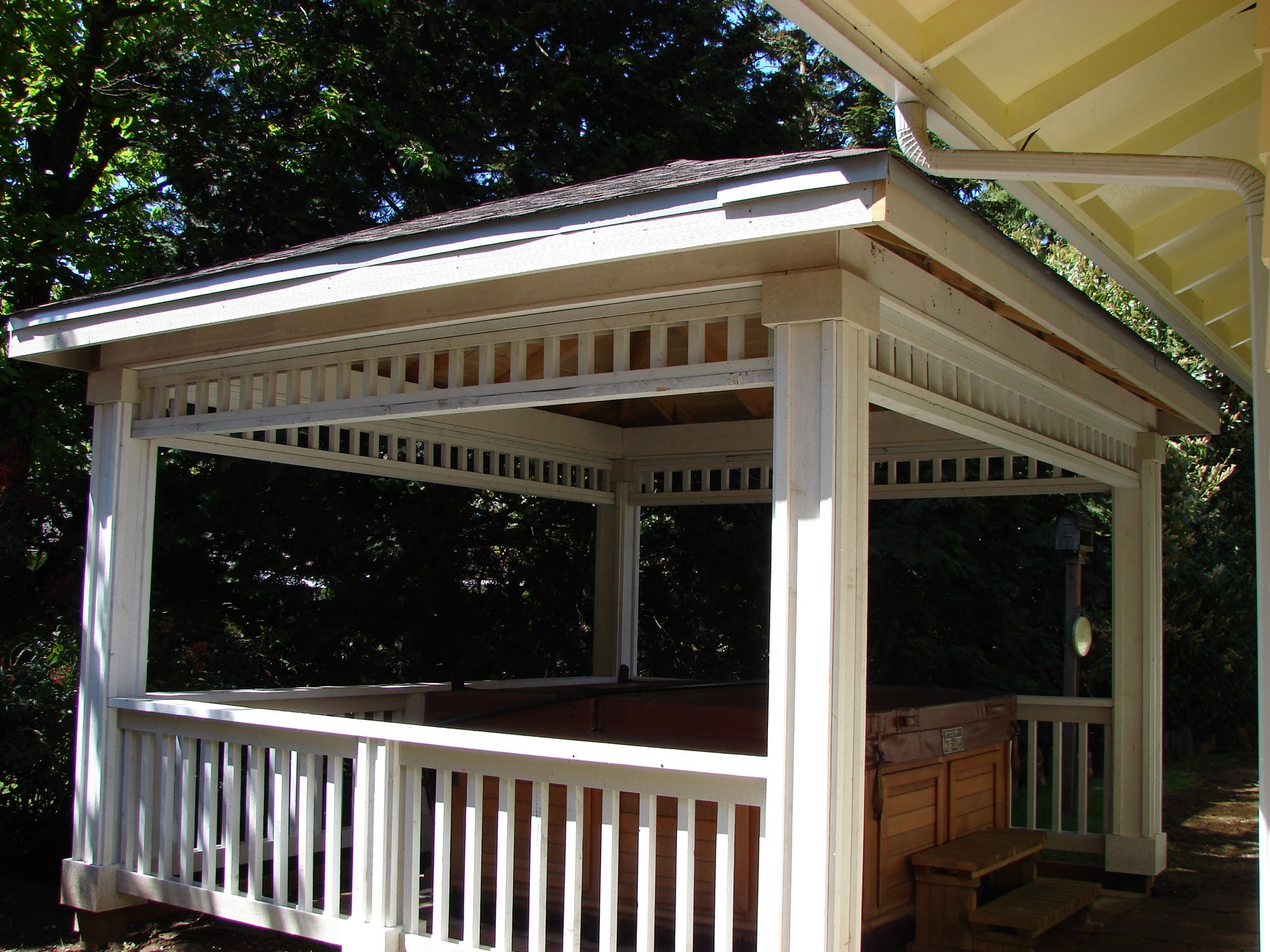 Trellis/Gazebo
