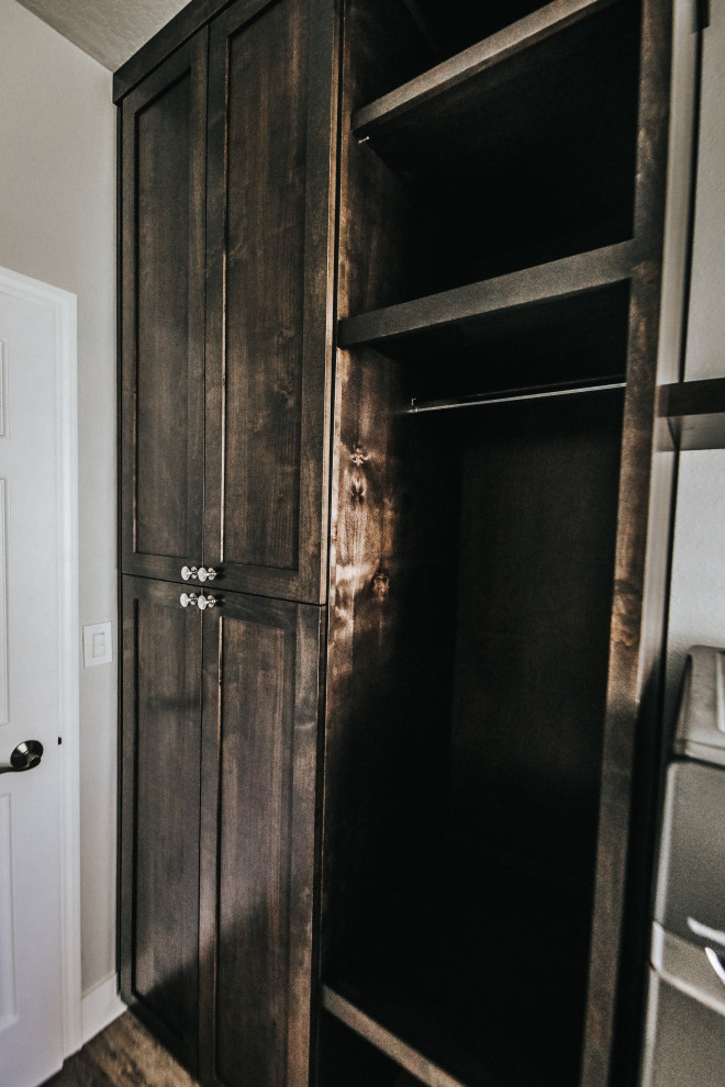 Transitional home design photo in Seattle