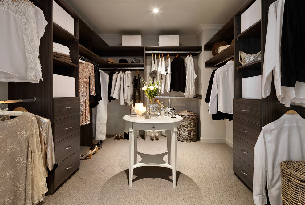 Design ideas for a contemporary storage and wardrobe in Melbourne.