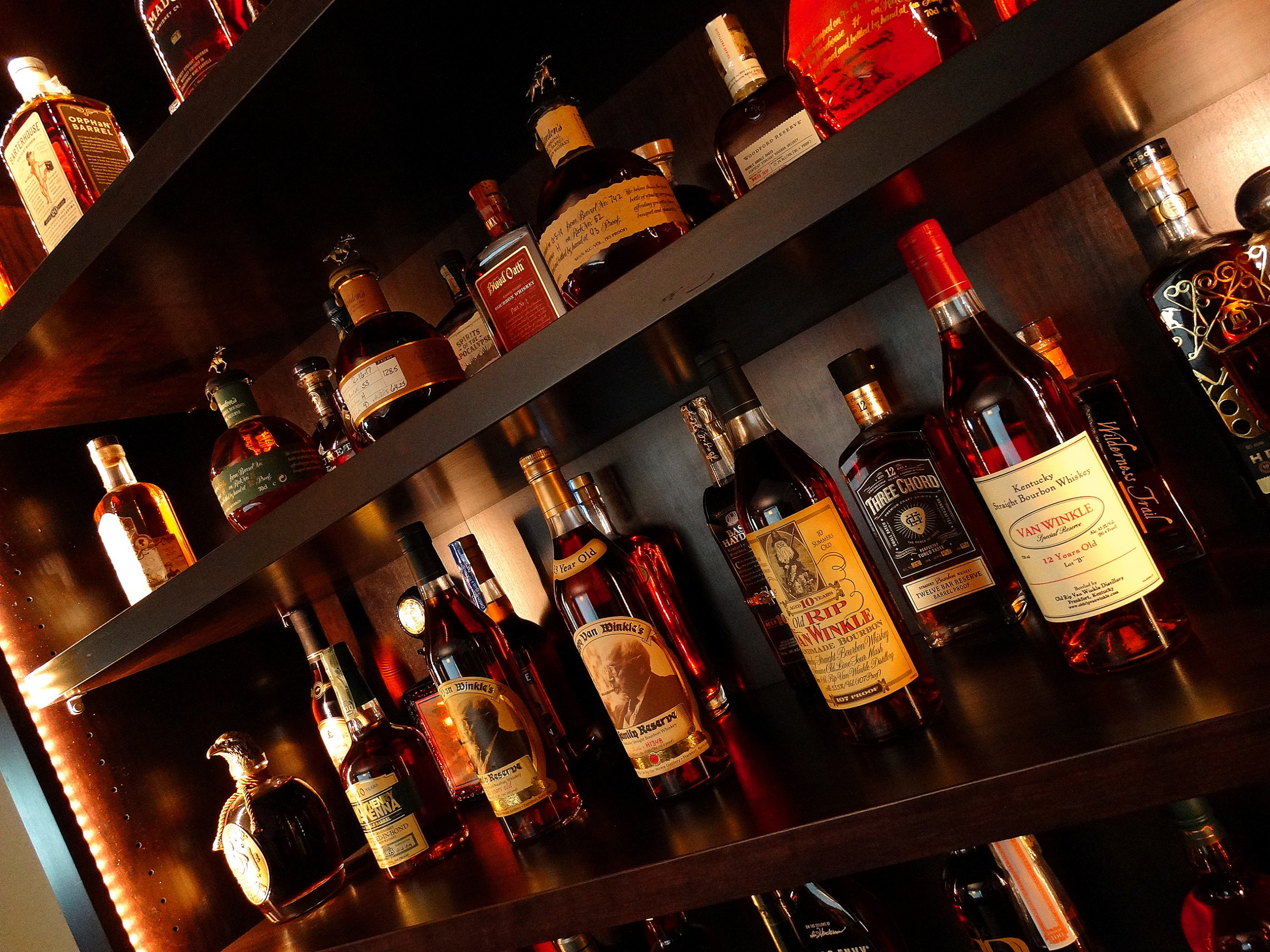 Wauwatosa Residence - Bourbon Bar