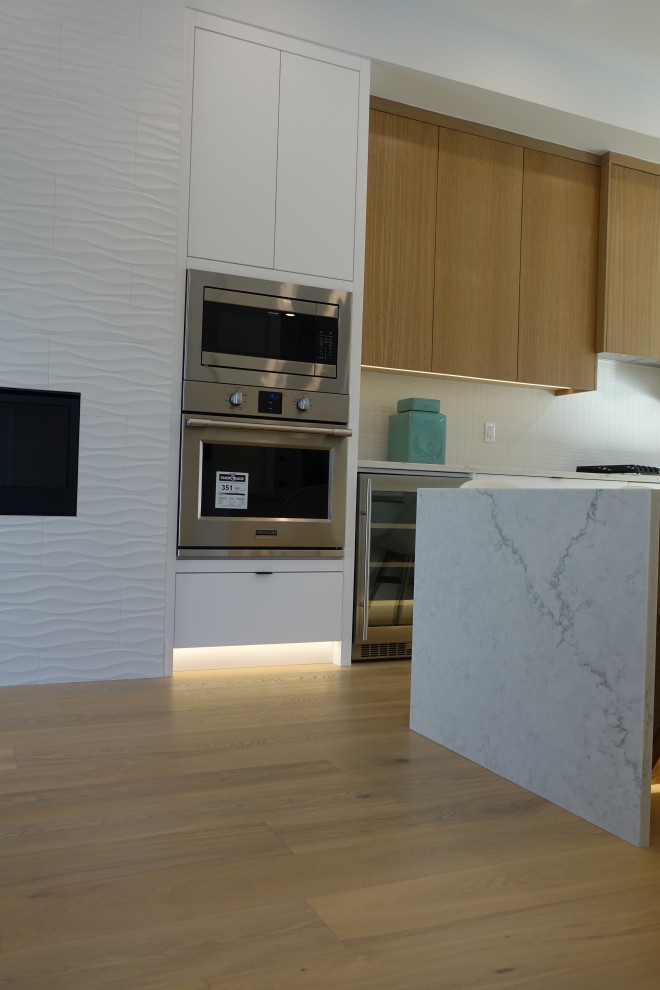 Home design - transitional home design idea in Calgary