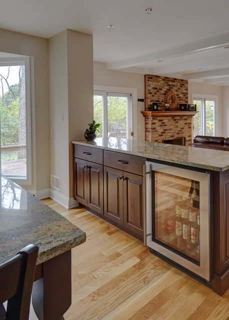 Modern Family - Kitchen transitional-kitchen
