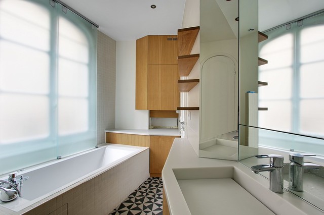RONTONDAPPART modern-badezimmer